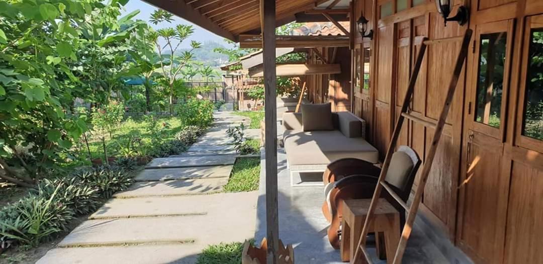 Villa Kayu ジョグジャカルタ エクステリア 写真